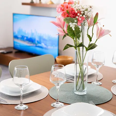 Unique&spacious 2br In Center By Arco Collection *