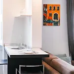Unique&spacious 2br In Center By Arco Collection La Valeta