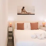 Unique&spacious 2br In Center By Arco Collection