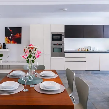 דירה Unique & Spacious 2br In Center By Arcobnb ואלטה