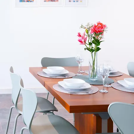 Unique & Spacious 2br In Center By Arcobnb