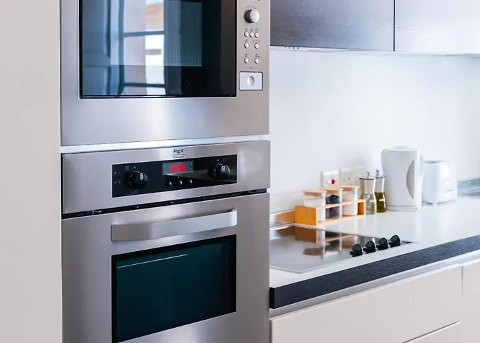 Unique&spacious 2br In Center By Arco Collection 公寓 *