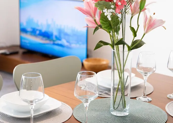 Unique&spacious 2br In Center By Arco Collection *