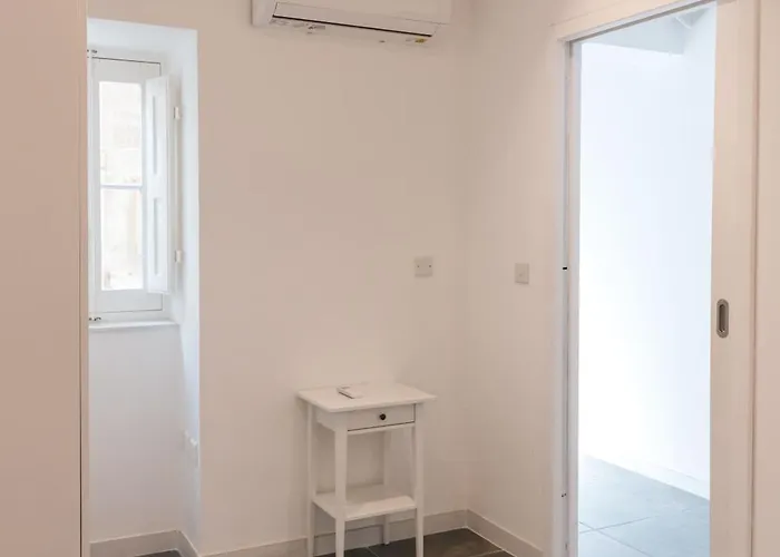 Unique&spacious 2br In Center By Arco Collection 公寓